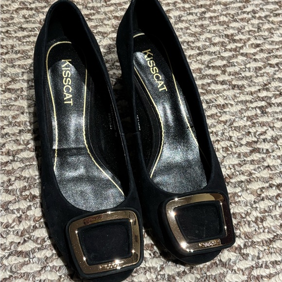 kisscat Shoes - Vintage Kisscat Black Flats with Gold Buckle